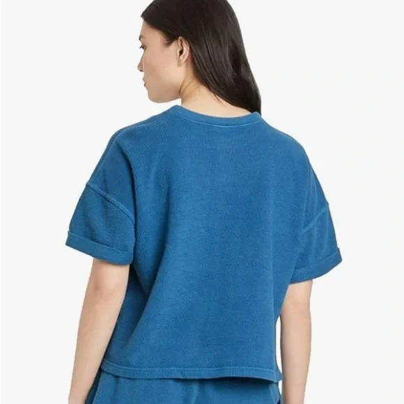 Universal Thread Women’s Short Sleeve French Terry Henley Top, Blue Size Small - Picture 2 of 10